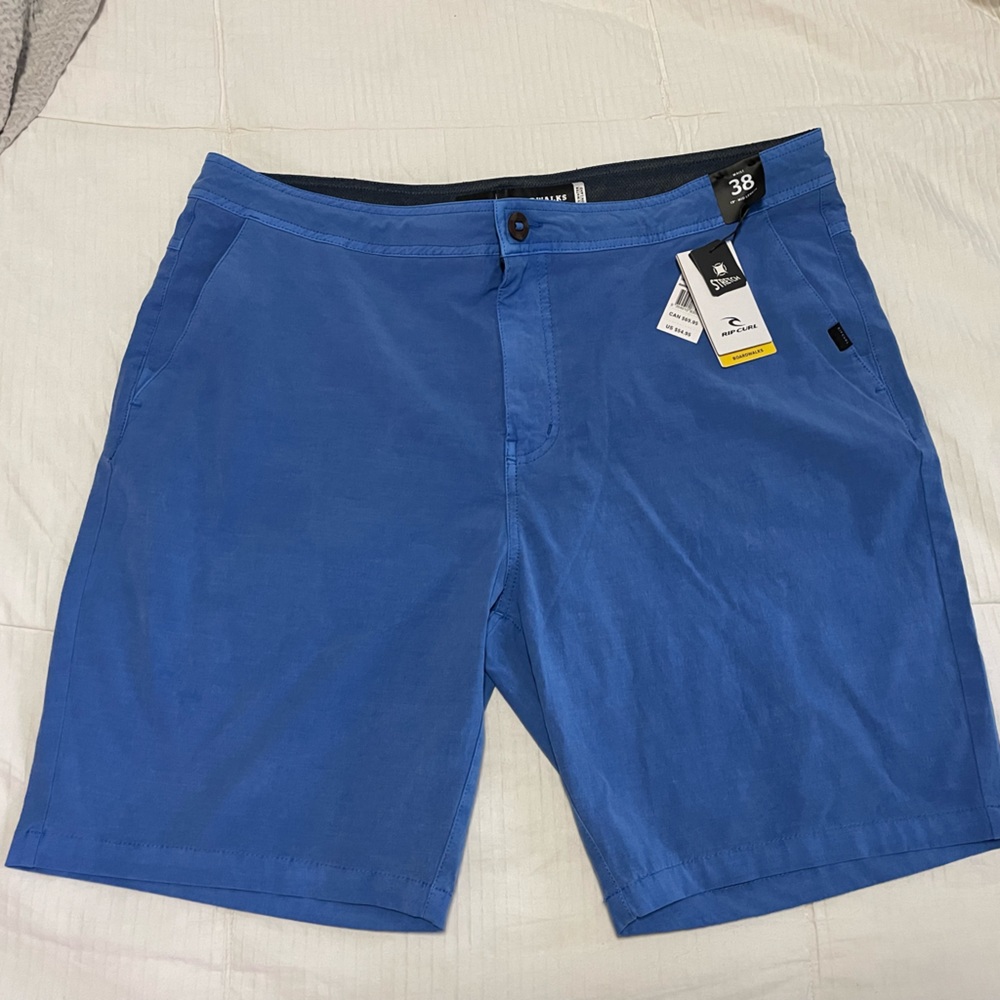 NWT Rip Curl Boardwalk hybrid stretch shorts size 38 waist.